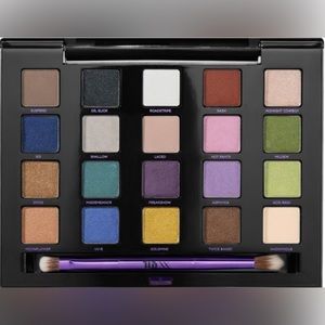 NEW Urban Decay VICE XX eyeshadow palette